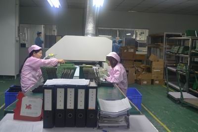 Quality control  of android 4.4 box Quality control  of android 4.4 box